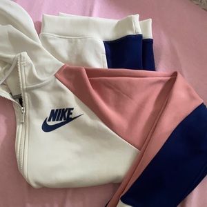 Nike zip up hoodie